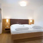 View Julia By We Rent Zell am See