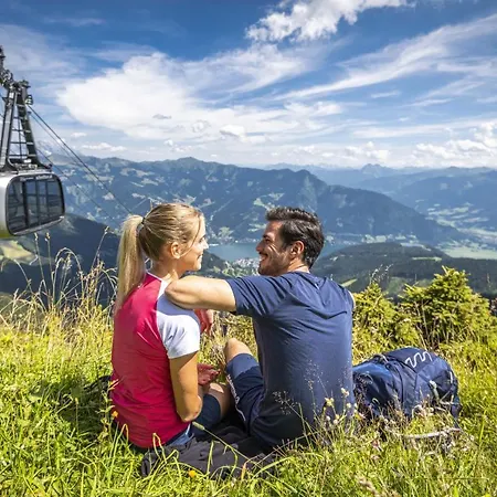 View Julia By We Rent Целль-ам-Зе